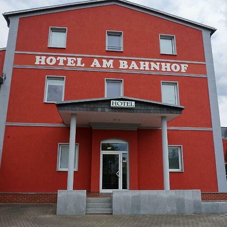 Hotel Am Bahnhof Waren  Exterior photo